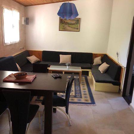 Holiday Home Idyllic Cottage Čanj Екстериор снимка