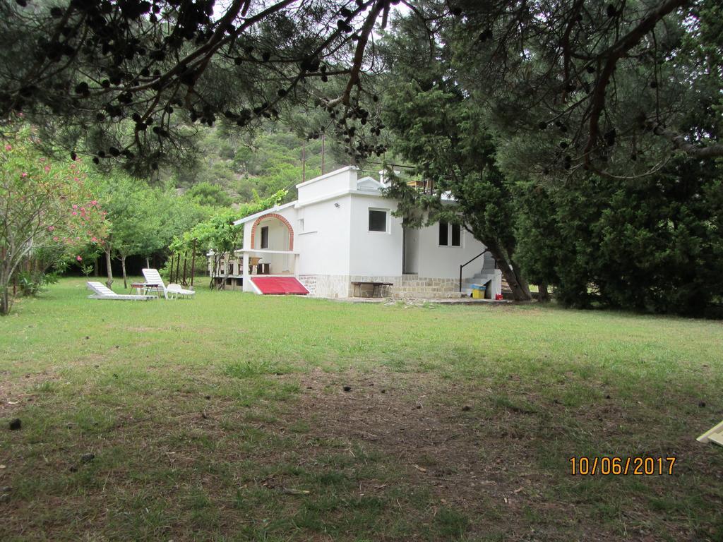 Holiday Home Idyllic Cottage Čanj Екстериор снимка